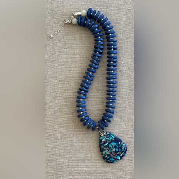 20 Inch Wood bead necklace NWOT - Picture 11 of 12